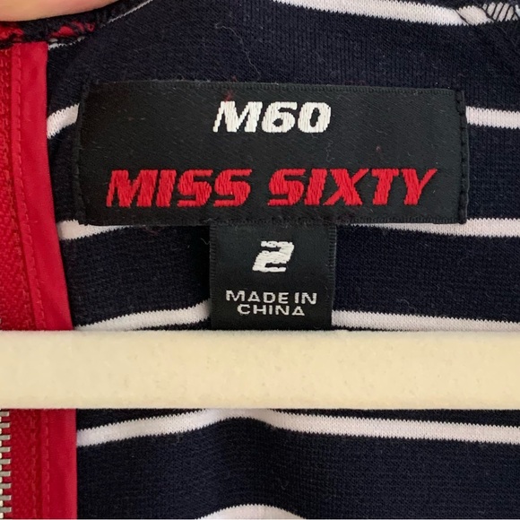 Stripped dress. Sweetheart neck. Statement zipper on back. - Picture 2 of 4